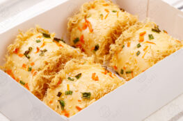 Bánh mì cuộn chà bông