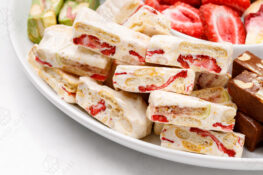 Kẹo hạnh phúc (Nougat)